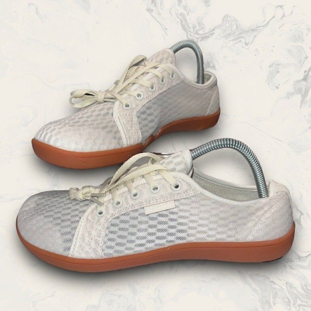 WHITIN Wide Water & Land Shoes Quick Drying Casual Comfort Beige Women’s Size 10